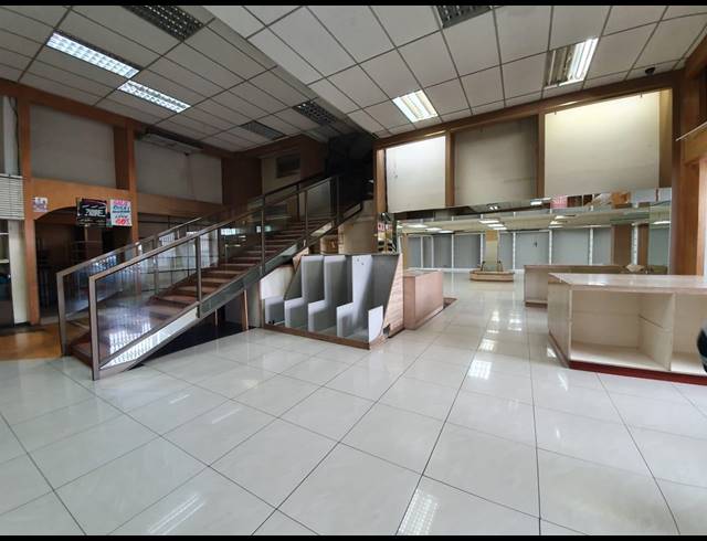 2,000M² RETAIL FOR SALE IN VEREENIGING CENTRAL